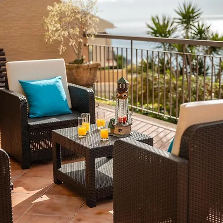 Palm Tree House By Amazing Madeira Willa Câmara de Lobos