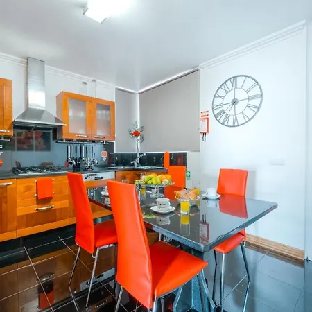 Palm Tree House By Amazing Madeira