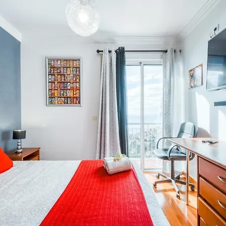 Вилла Palm Tree House By Amazing Madeira Камара-де-Лобуш