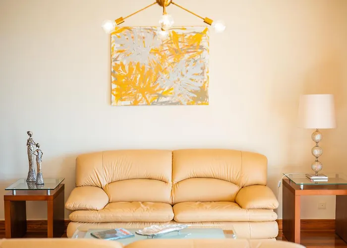 Palm Tree House By Amazing Madeira * 卡马拉-德洛布什